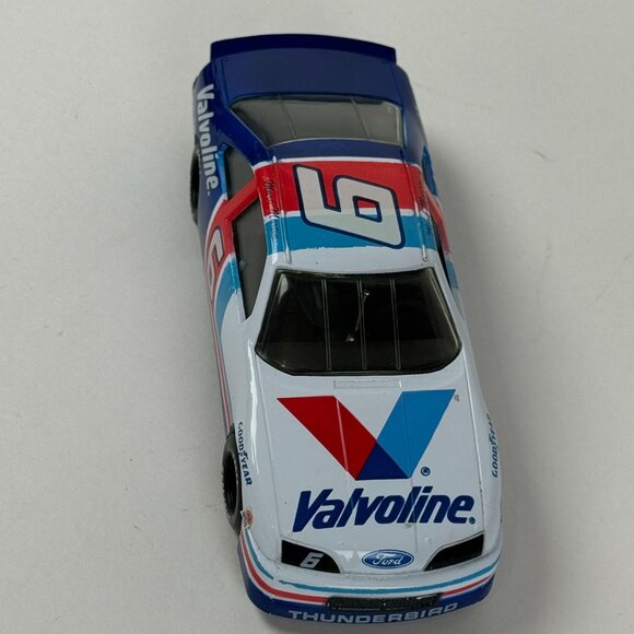 Racing Champions 1992 NASCAR Vintage Mark Martin 6 Valvoline Ford Thunderbird - Picture 2 of 9